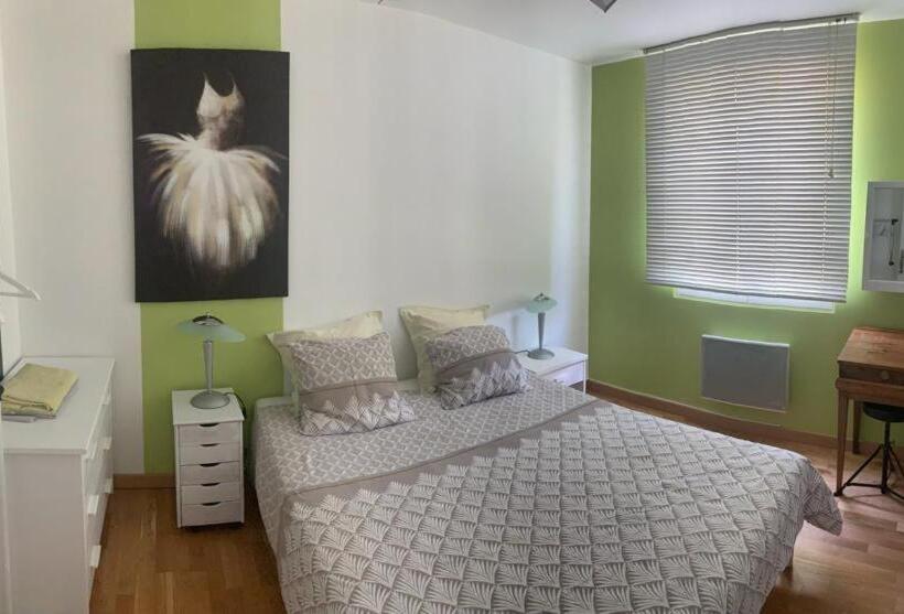 غرفة قياسية مطلّة علي الحديقة, Les Terrasses Des Gardies