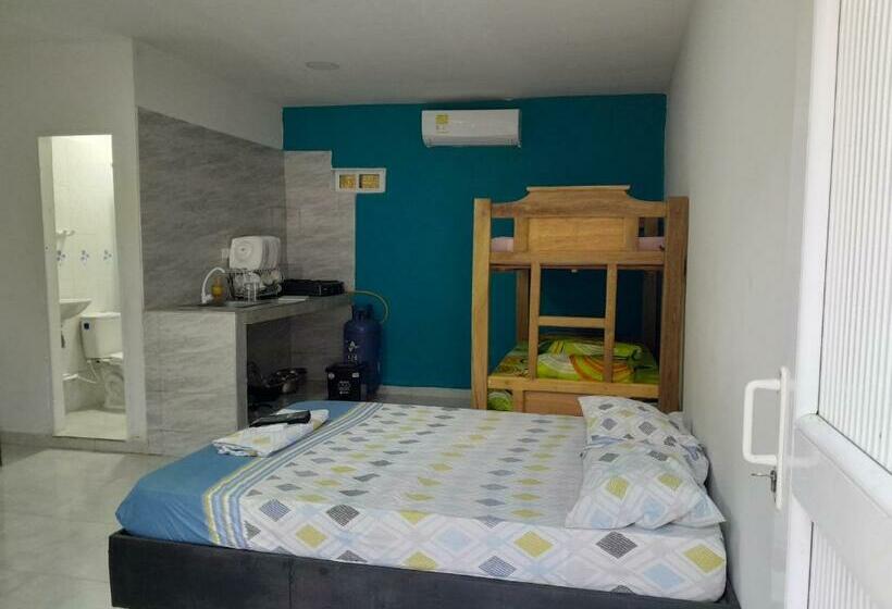 اتاق خانوادگی, Playa Mag