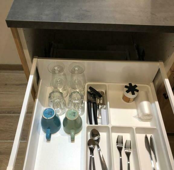 اتاق استاندارد با چشمانداز باغ, Chambre Provençale