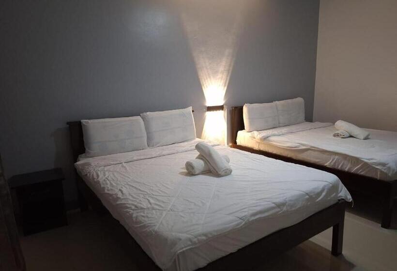 디럭스 룸, Garden Village Resort