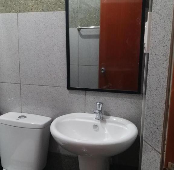 풀장 전망 디럭스 룸, Garden Village Resort