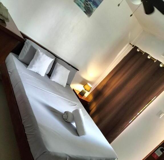 풀장 전망 디럭스 룸, Garden Village Resort