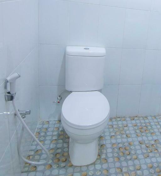 اتاق استاندارد یک نفره, Gold Line Guest House