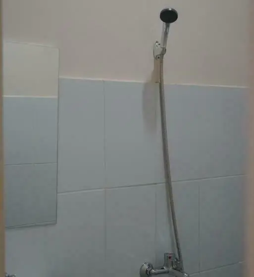 اتاق لوکس یک تخته, Gold Line Guest House