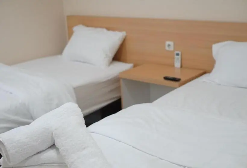 اتاق لوکس, Gold Line Guest House