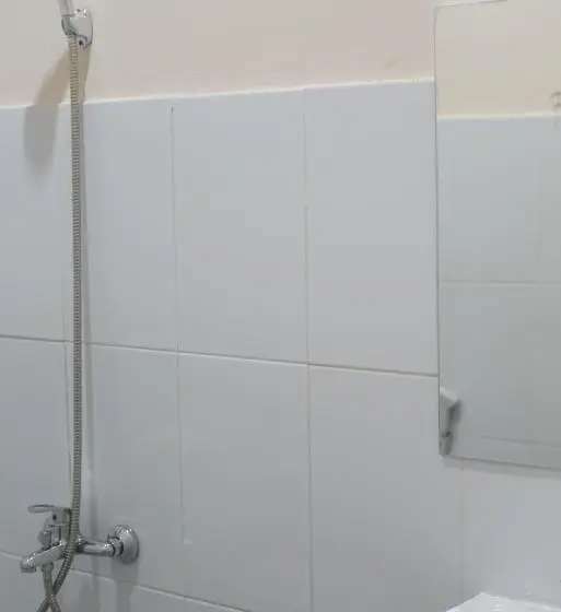 اتاق لوکس, Gold Line Guest House