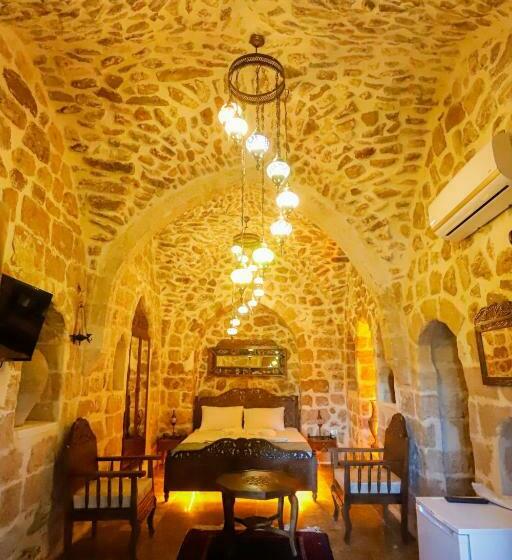 اتاق لوکس, Kasr I Reyyan