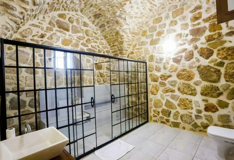 اتاق لوکس, Kasr I Reyyan