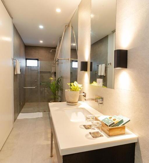 חדר דחוקס עם מיטת קינג, Nacpan Beach Resort Managed By H Hospitality Group