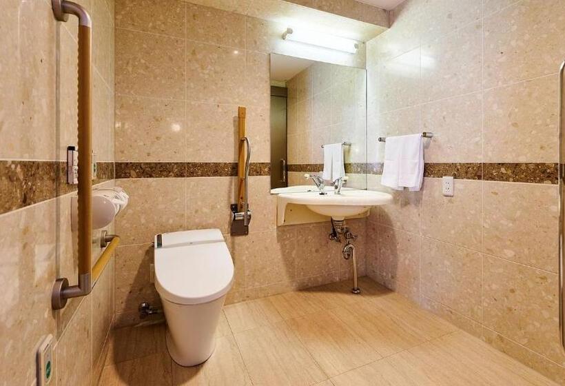 장애인을 위한 스탠다드 룸, Toyoko Inn Chiba Eki Higashi Guchi