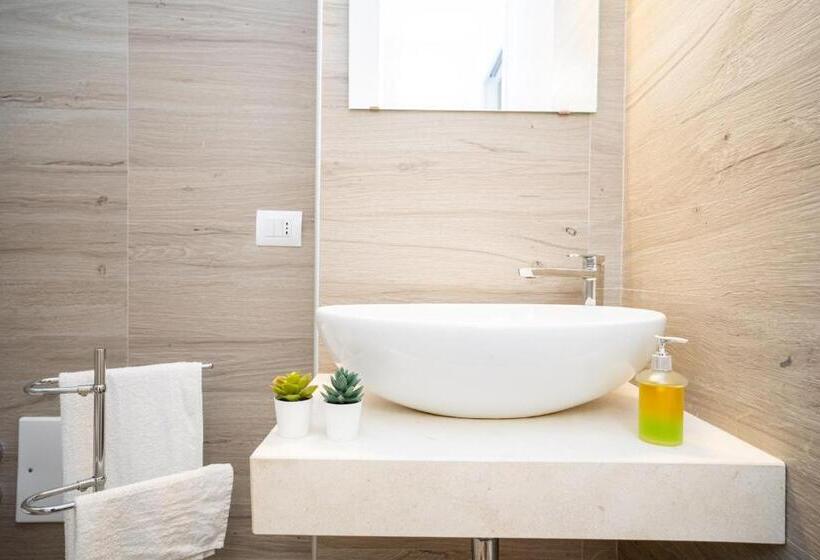 패밀리 룸, Casa Del Sole