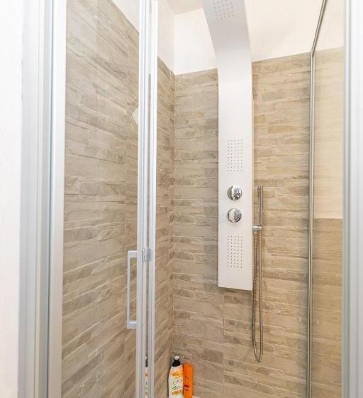 패밀리 룸, Casa Del Sole