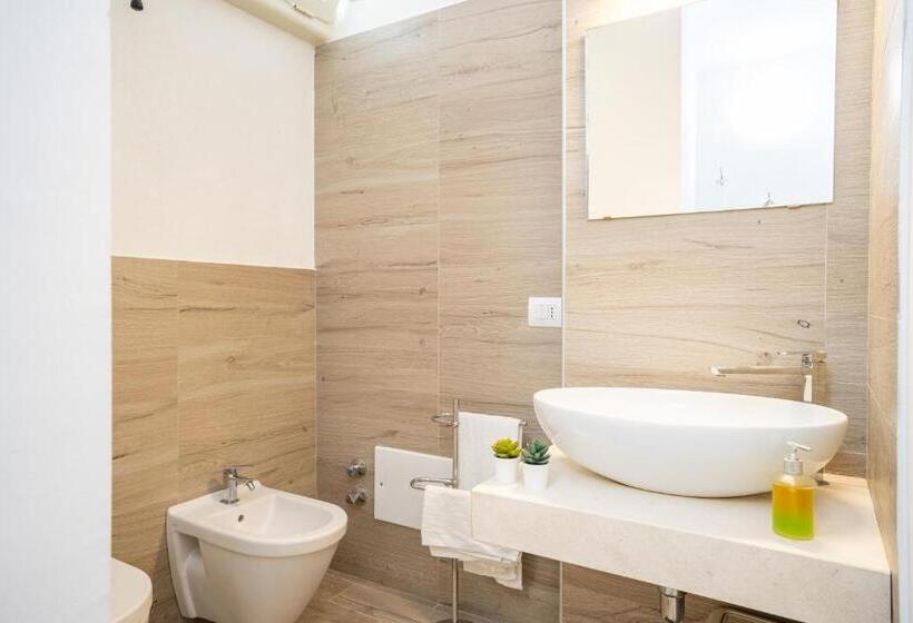 패밀리 룸, Casa Del Sole