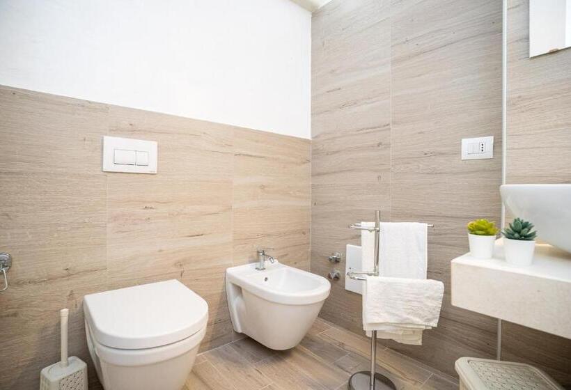 패밀리 룸, Casa Del Sole