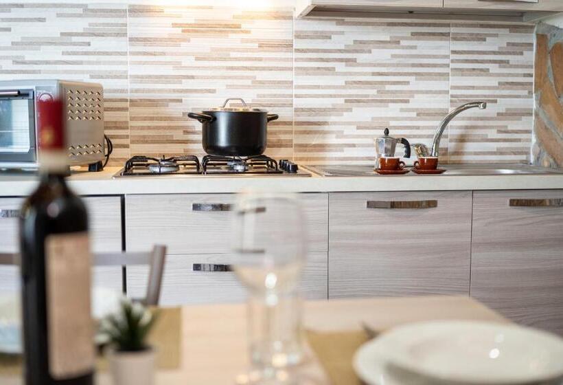 패밀리 룸, Casa Del Sole