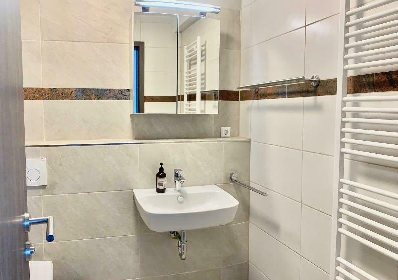 1 Bedroom Penthouse Apartment, Pent   Aparthotel Crailsheim