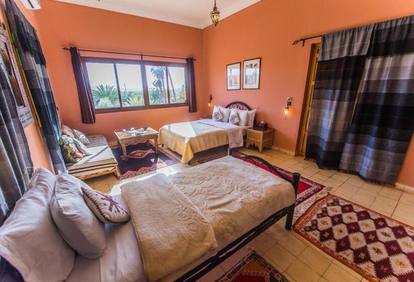 Трехместный Номер Стандарт Вид на Сад, Riad Dar Bab Todra