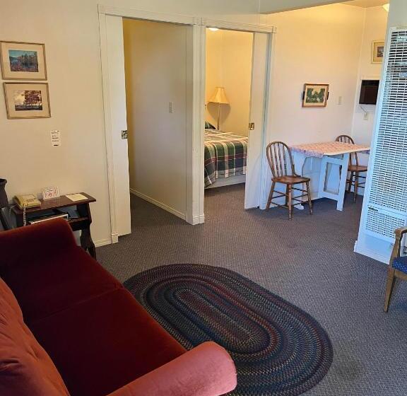 2 Schlafzimmer Suite, Bluebird Motel