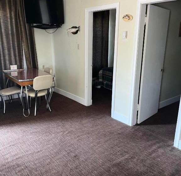 2 Schlafzimmer Suite, Bluebird Motel