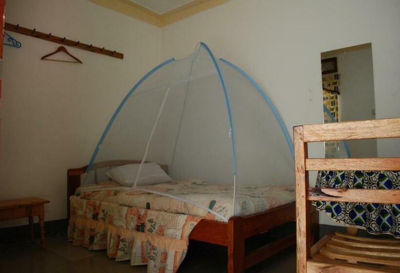 اتاق استاندارد یک نفره, Crater Bay Cottages