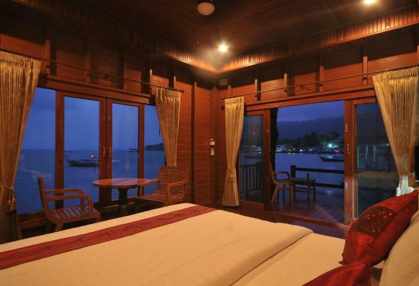 غرفة ديلوكس مطلّة علي البحر مزوَّدة بشُرفة, Fresh House