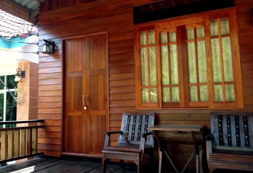 Quarto Deluxe, Fresh House