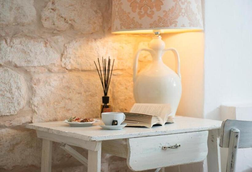 수피리어 트리플 룸, Masseria Salinola
