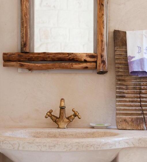 Полулюкс, Masseria Salinola