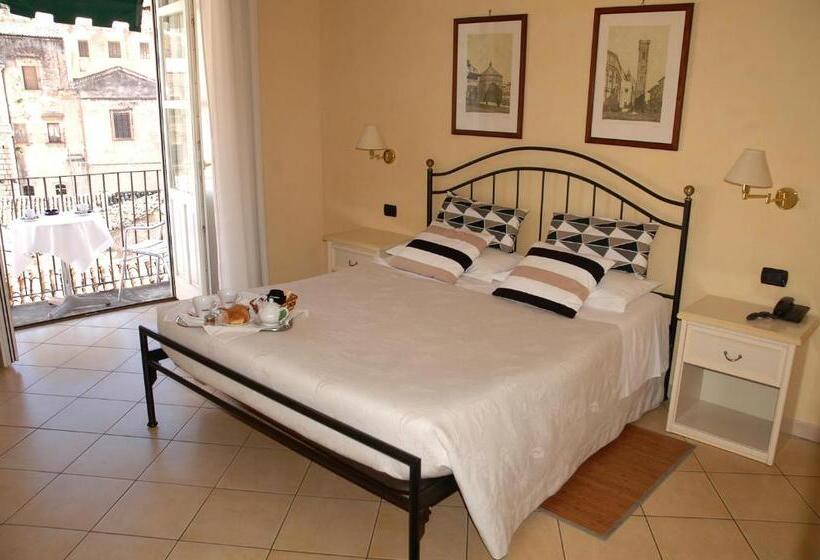 Номер Стандарт Вид на Город, Relais Modica