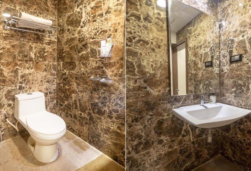 经济房, Treebo Golden Swan Pammal