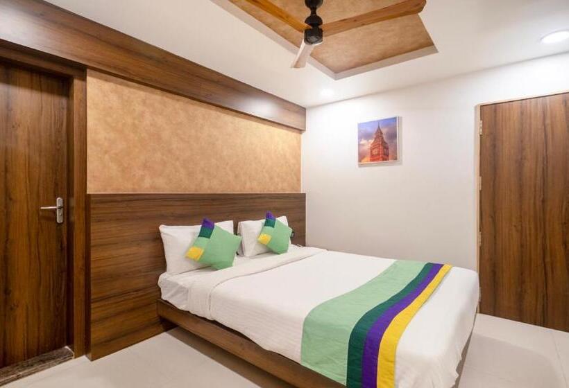 经济房, Treebo Golden Swan Pammal