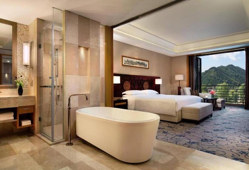 Номер Deluxe, Wutai Mountain Marriott