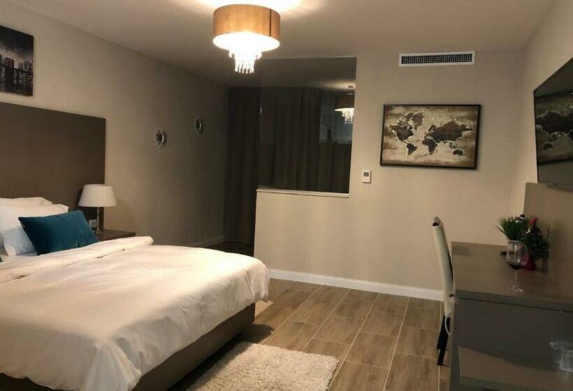 带大床的豪华间, Vila Roca Hotel And Spa