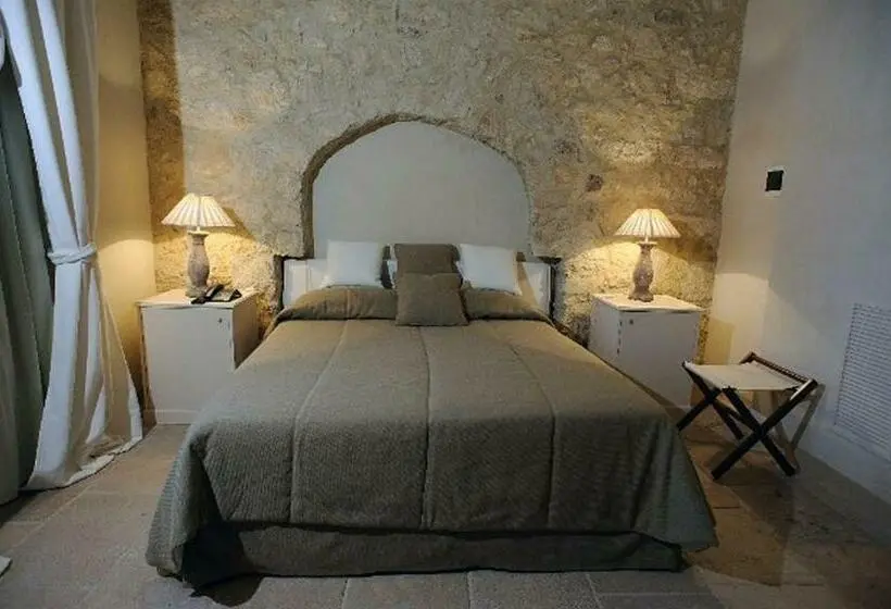 اتاق استاندارد, Castello Camemi