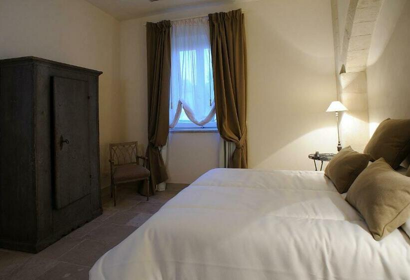 标准间, Castello Camemi