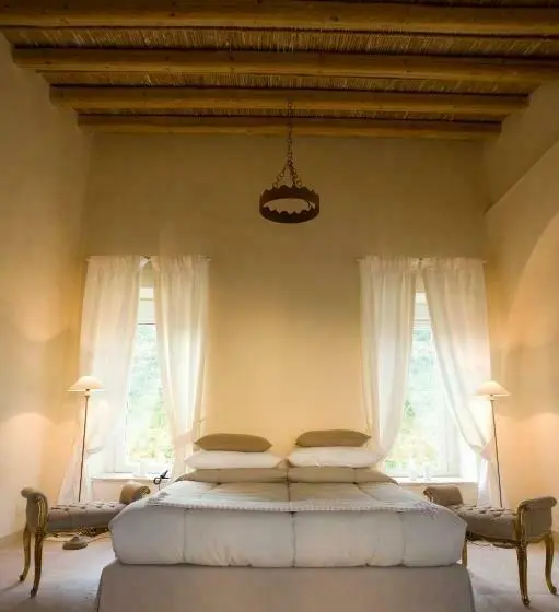 سوییت جونیور, Castello Camemi