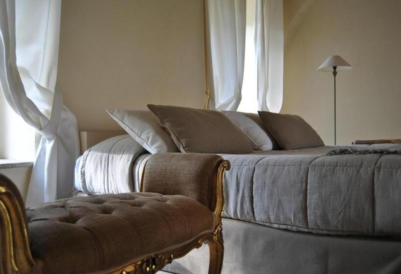 小型套房, Castello Camemi