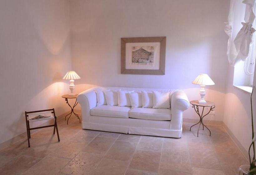 高级套房, Castello Camemi