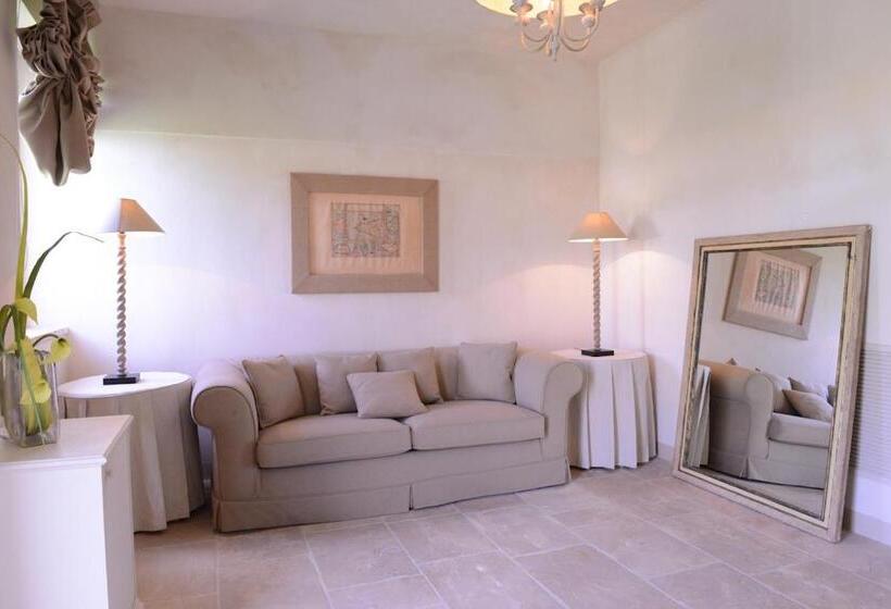 高级套房, Castello Camemi