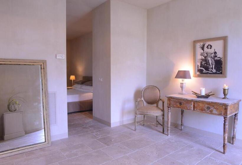 高级套房, Castello Camemi