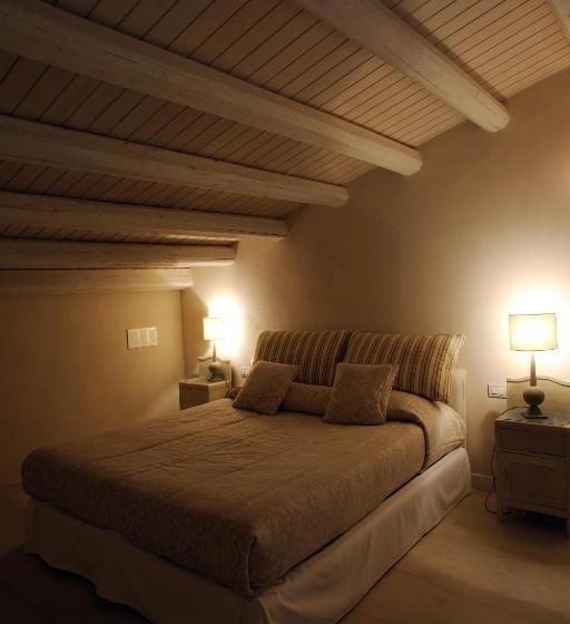 豪华房间, Castello Camemi