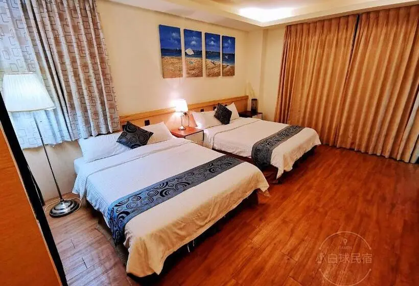 اتاق لوکس چهار تخته, Yilan Golf B&b