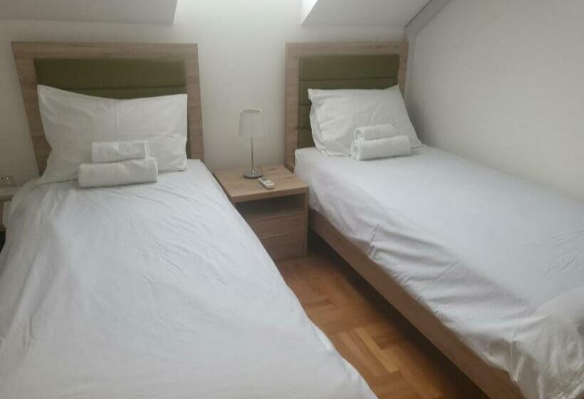 اتاق استاندارد, Vila Voždov Konak