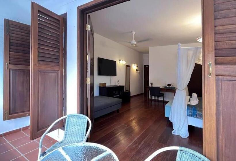 Suite amb Balconada, 19th Century Boutique