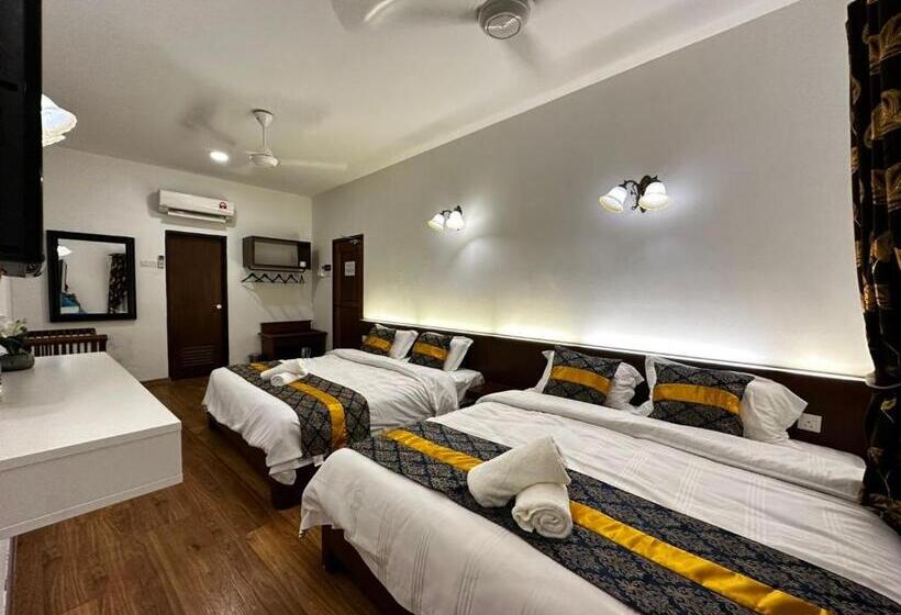 Family Room, 19th Century Boutique