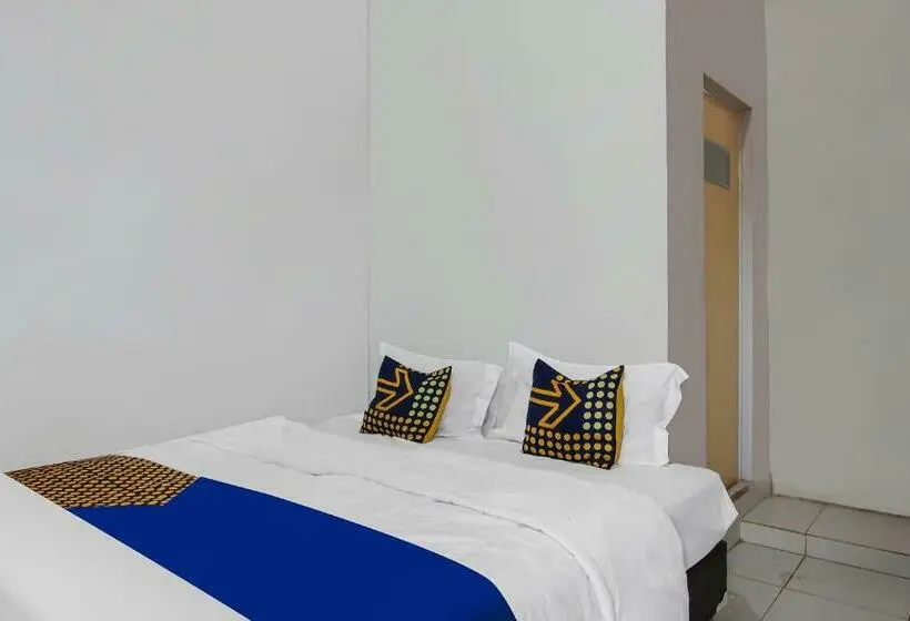 Economy-huone, Spot On 92498 Fanni Homestay