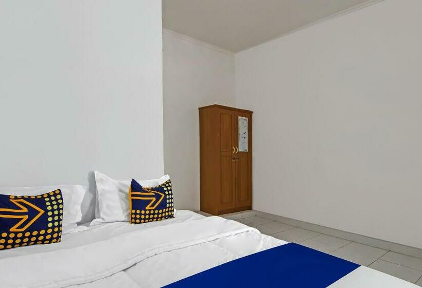 חדר אקונומי, Spot On 92498 Fanni Homestay