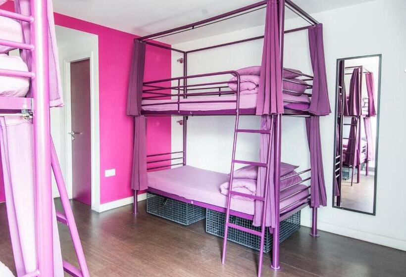 חדר סטנדרט לארבעה, Safestay London Elephant & Castle