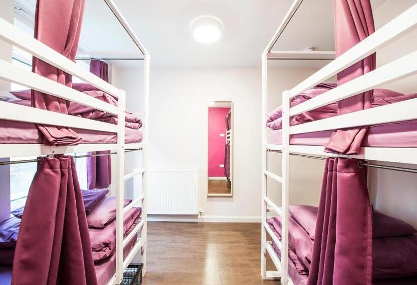 חדר סטנדרט לארבעה, Safestay London Elephant & Castle