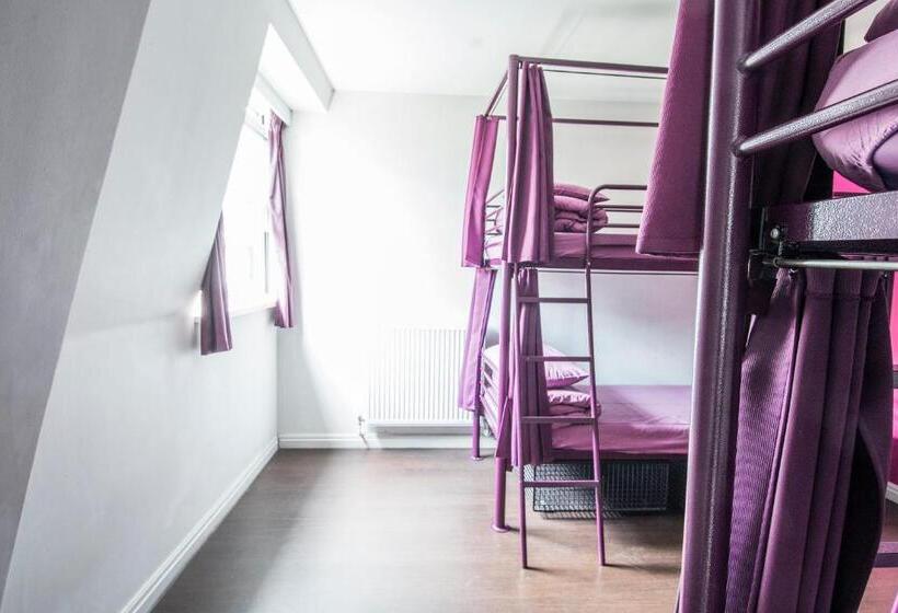 带共用卧室公用房间的床, Safestay London Elephant & Castle